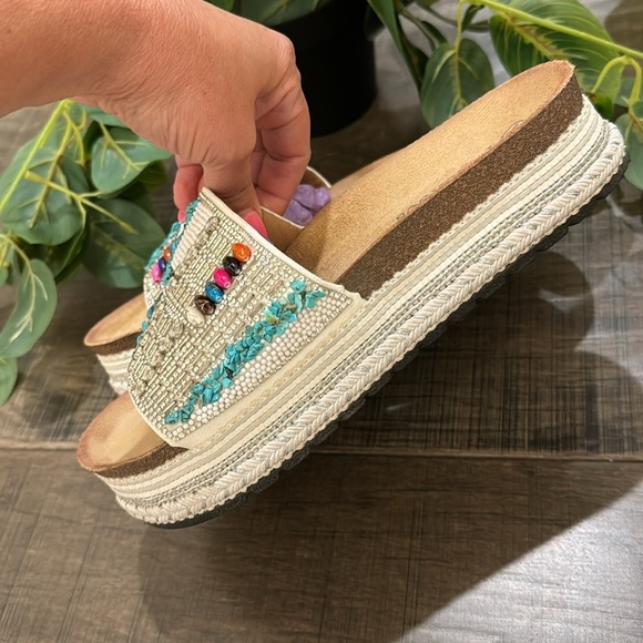 EMBELLISHED MULES SIZE 8 (38) - Picture 11 of 17